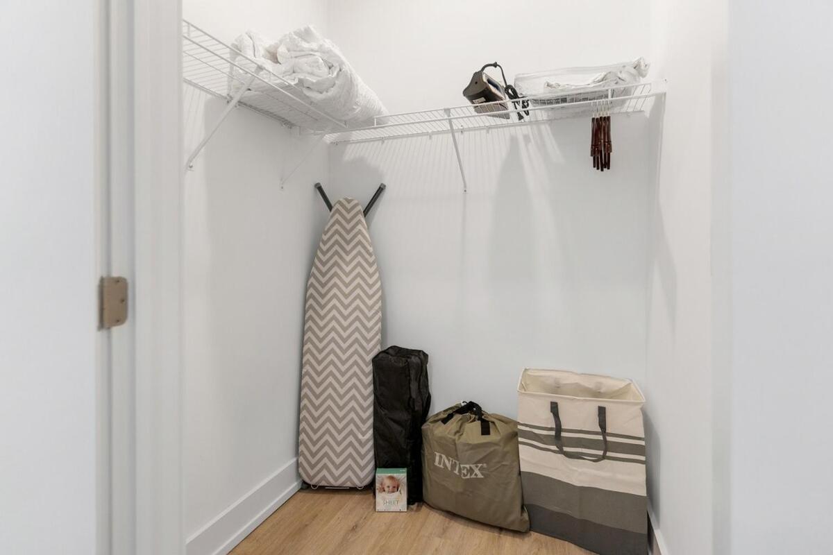 5 Mins To Old Town! Sleeps 4! With Rooftop Views! Apartment *